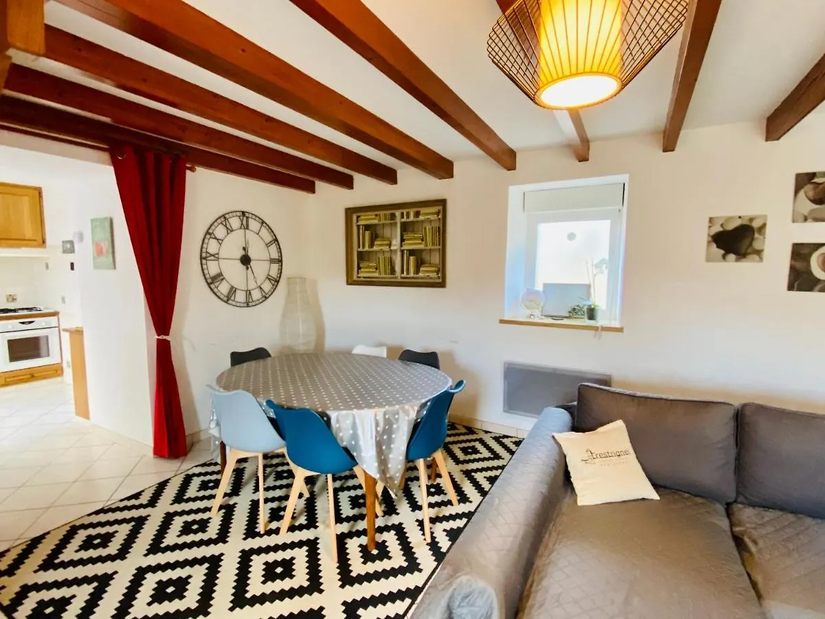 Casa vacanze Jolie Maison Bourg De Penvenan Villa